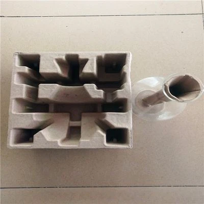 The bottom of the glass bottle is lined with a dry pressure paper tray (4)(001)